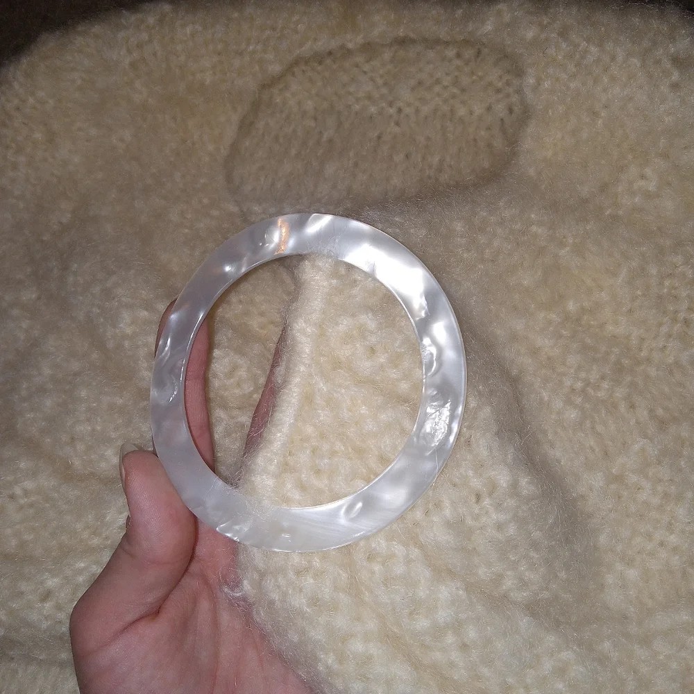 Beautiful Handmade Shawl w/Pearl color Buckle